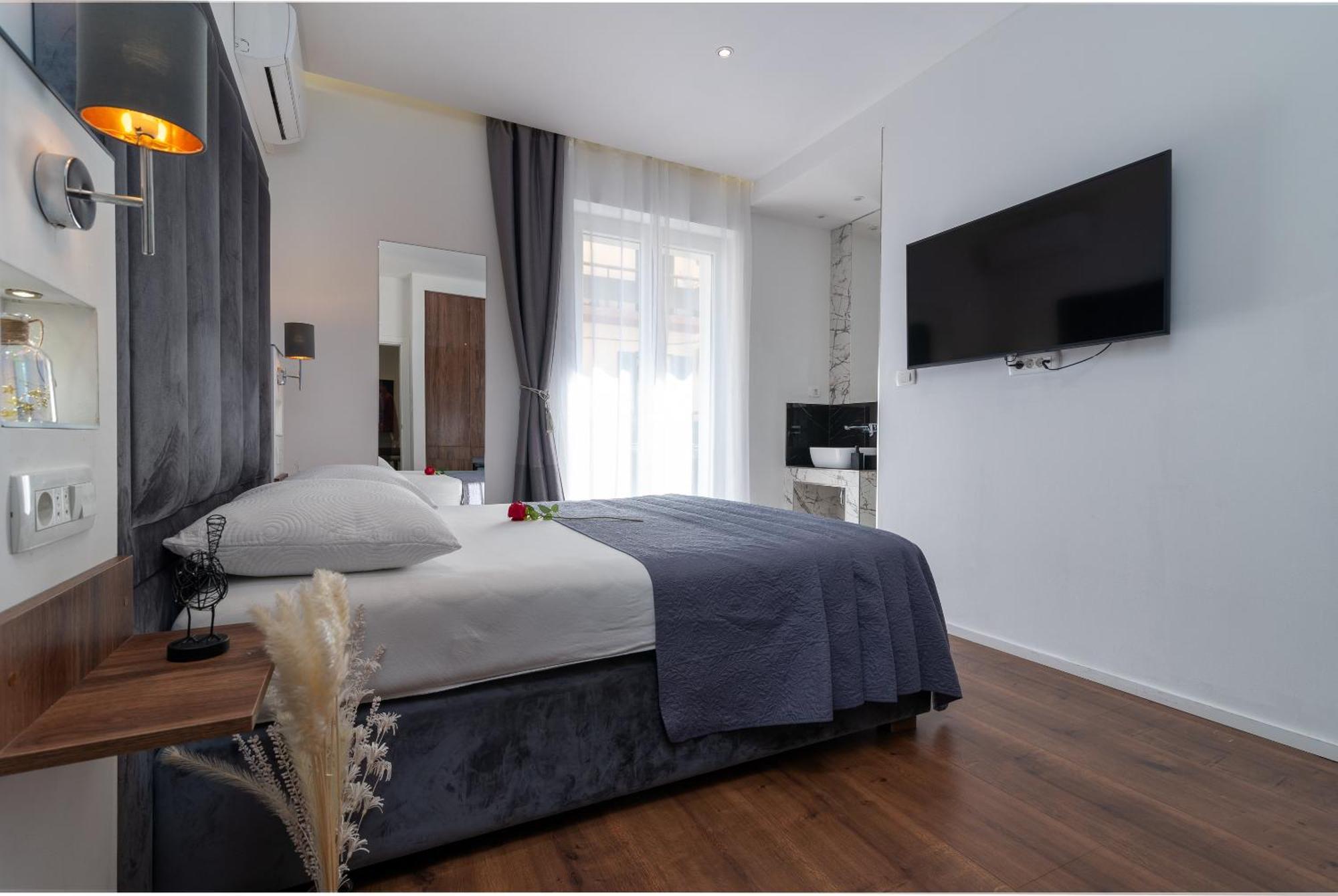 Antares Luxury Rooms 1 Split Exterior foto